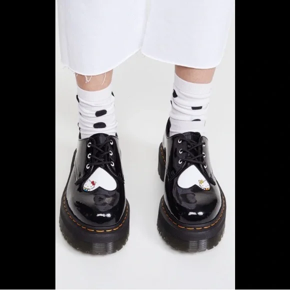 🔥❤️😻Dr. Martens 1461 QUAD HK Hello Kitty Patent Lamper+Hydro Leather❤️😻🔥 - Picture 5 of 16